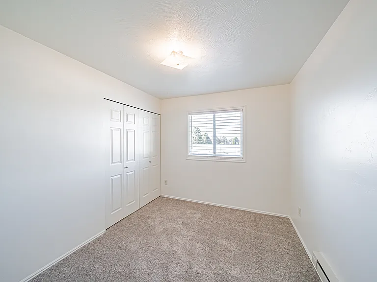 2022 W Broadway St #2022 — Photo 20