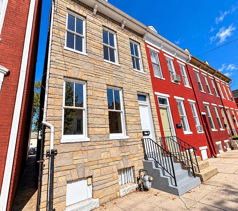 1st image of 41 E Maple St