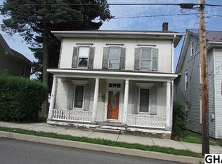 32 N Market St, Elizabethville, PA 17023