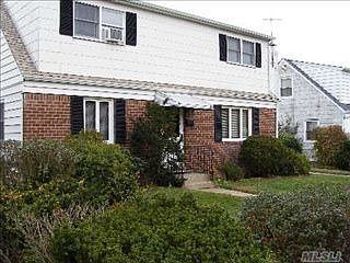 1st image of 1594 Woodstock St
