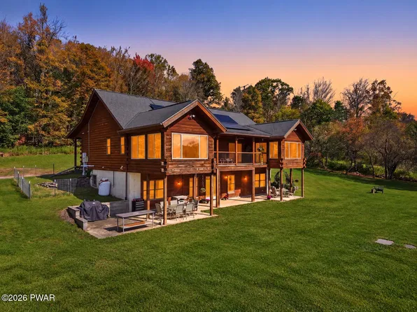 162 Beaver Run Ln, Lake Ariel, PA 18436