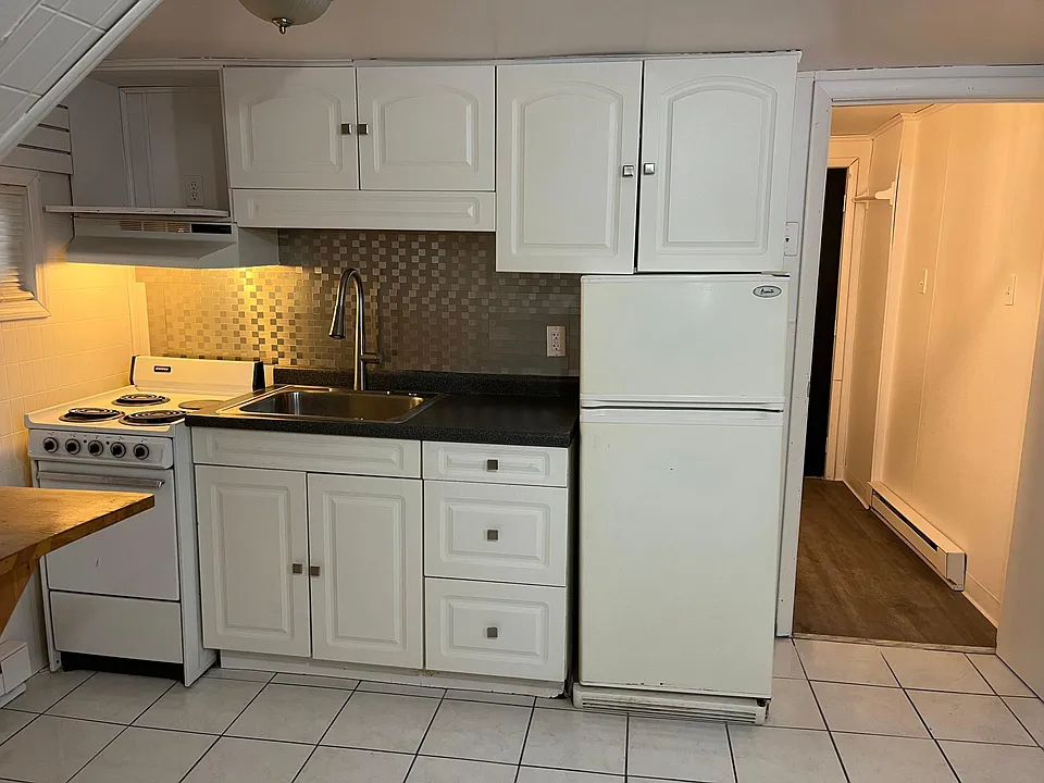 326 Taylor Ave #3