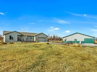 65895 Twin Bridges Rd, Bend, OR 97703