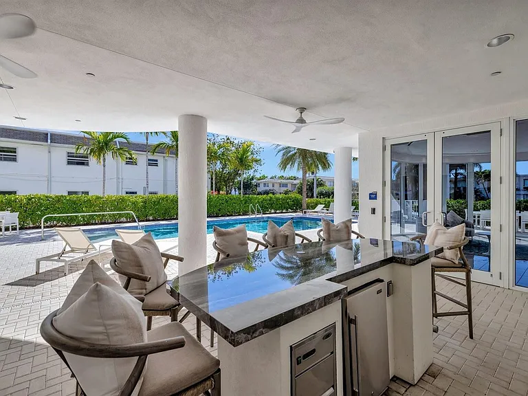 612 Bayshore Dr #301 — Photo 58