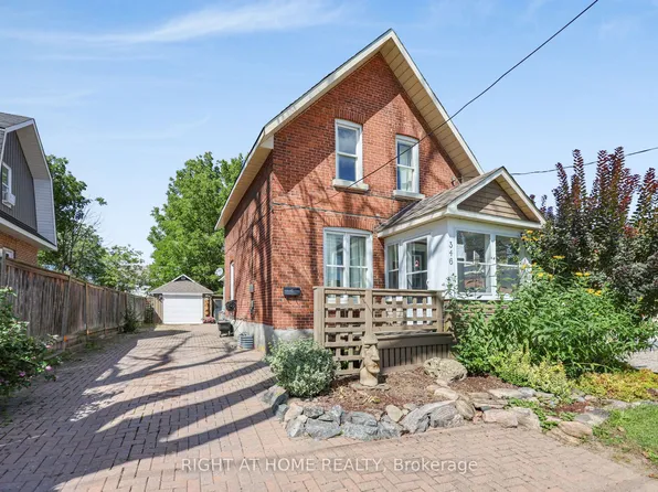 346 Bay St, Midland, ON L4R 1K2