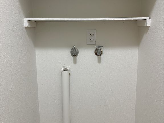 3rd image of 6301-6303 Morgan Pl #6301