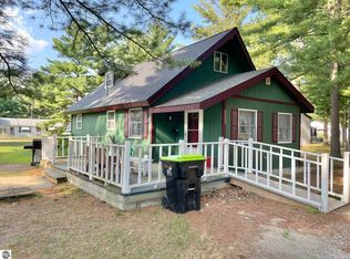 9583 W Carter Rd, Saint Helen, MI 48656