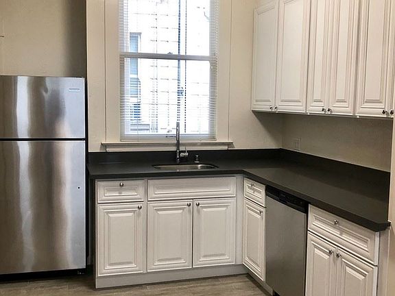 3rd image of 1410 Broadway APT 1