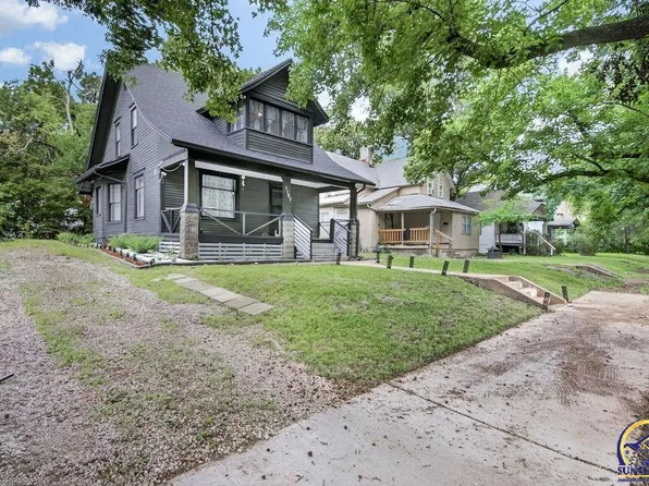1187 SW Plass Ave, Topeka, KS 66604