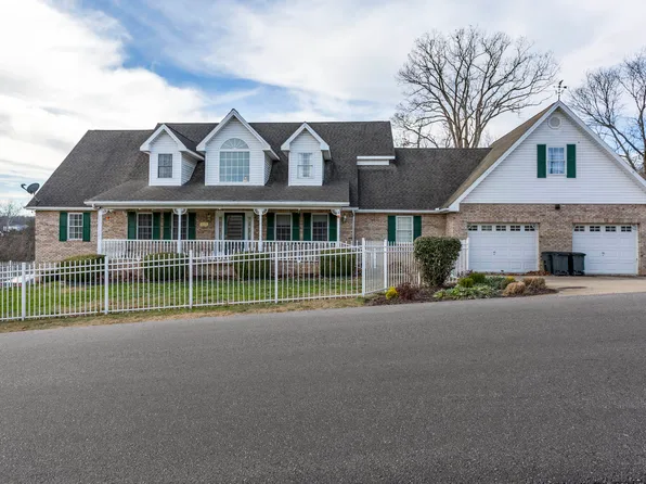 6025 Hubbards Branch Rd, Huntington, WV 25704