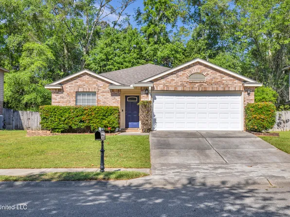 10251 English Manor Dr, Gulfport, MS 39503