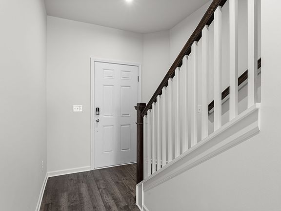 4th image of 5038 Dayflower Dr