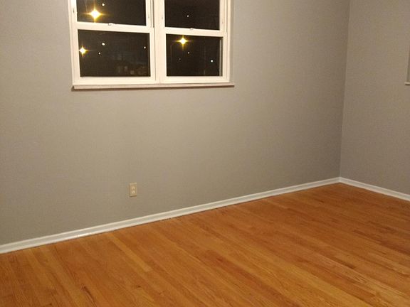 4th image of 6310 Famous Ave