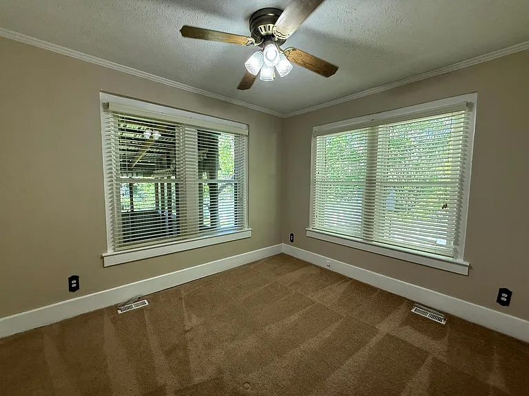 1913 Morganton Rd — Photo 15