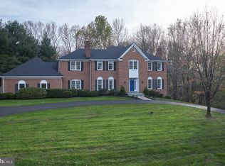 13617 Glenhurst Rd, Gaithersburg, MD 20878