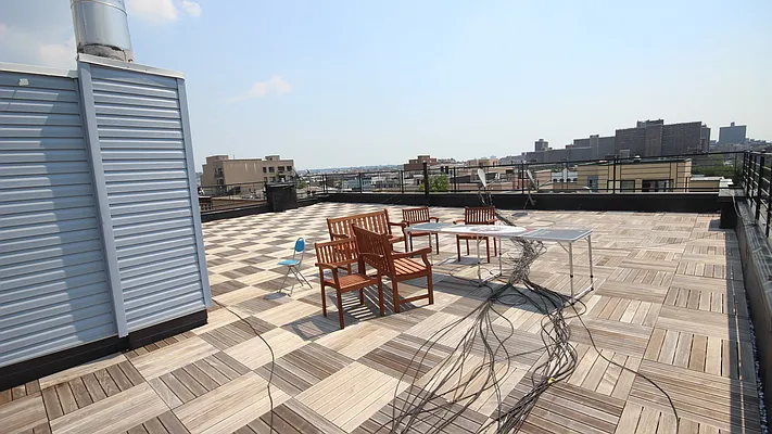 Rented by Nooklyn NYC LLC | media 25