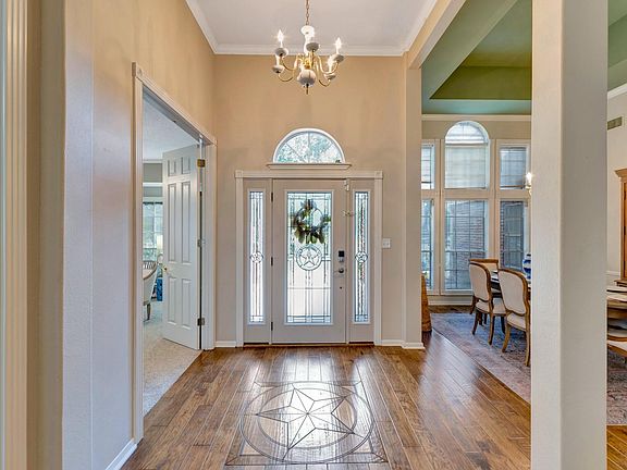 2nd image of 206 Summerwind Dr