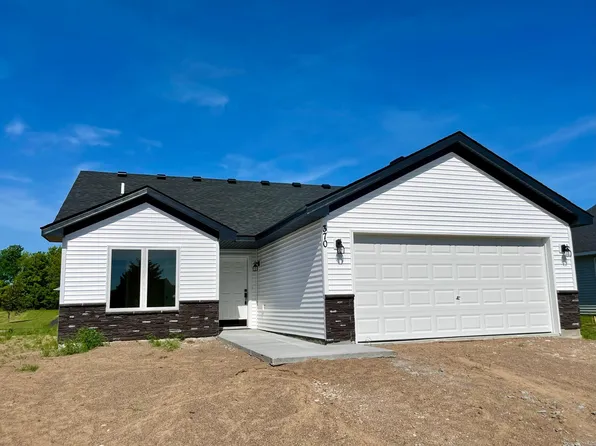 370 Mill St, Osceola, WI 54020