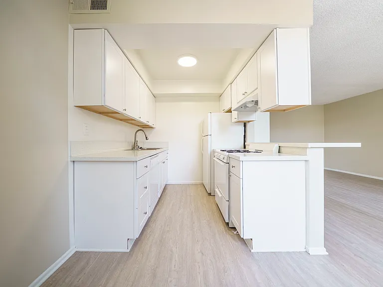 2 Bedroom Unit - Kitchen
