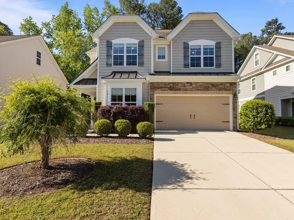 221 Hammond Wood Pl, Morrisville, NC 27560