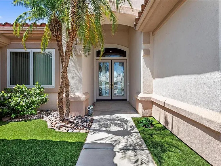 39305 Fernwood Glen Ct — Photo 3