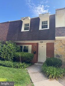 1121 W Aaron Dr APT C, State College, PA, 16803