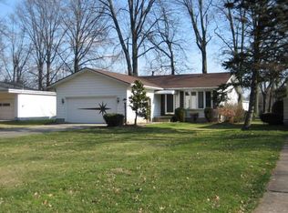 9865 Betty Ln, Elyria, OH 44035