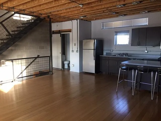 577 Turner Ln — Photo 7