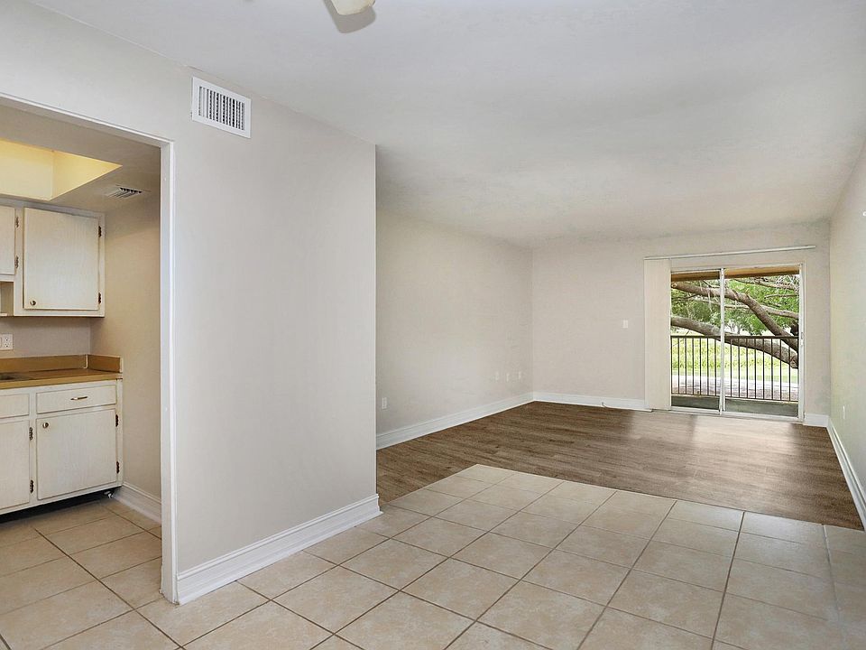 1st image of 1830 Maravilla Ave APT 319