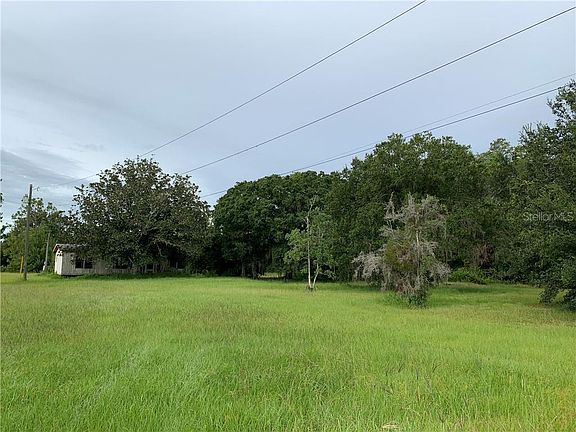 3rd image of 4020 Sylvester Dr