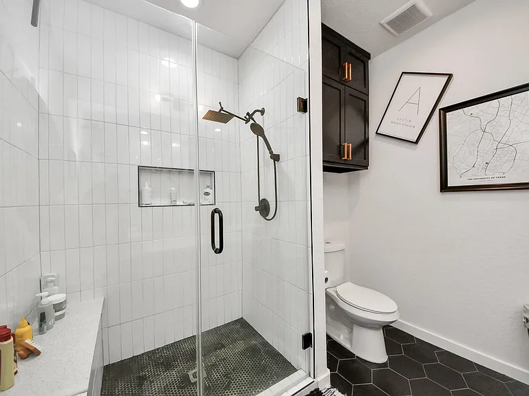 111 Jenkins St — Photo 13