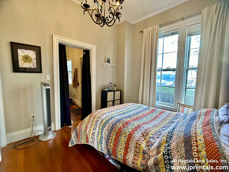 271 Chestnut Ave #R — Photo 10