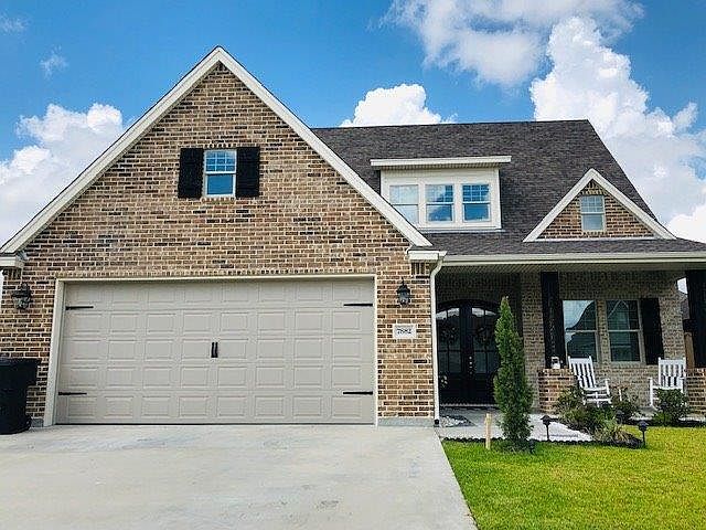 7882 Oak Ridge Dr, Nederland, TX 77627 | Zillow