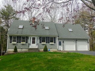 26 Oak Ridge Dr, Standish, ME 04084