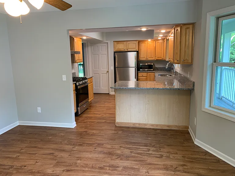 764-1 N Meridian Rd — Photo 11