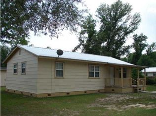 6215 Louise St, Milton, FL 32570