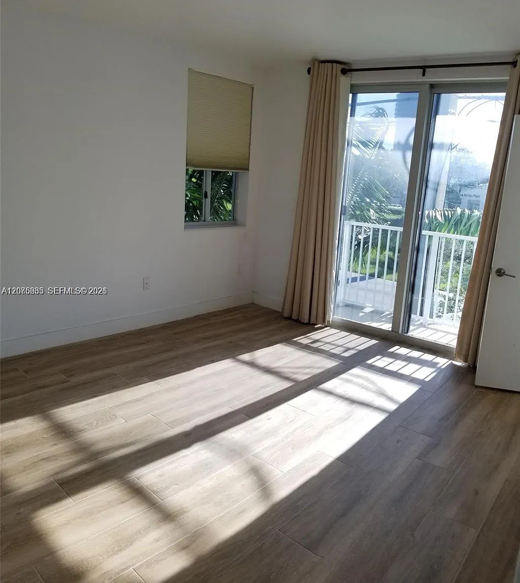 Weitzer Aventura Place Co — Photo 4