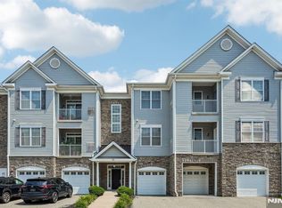 43 Elston Ct Unit 207, Haskell, NJ 07420
