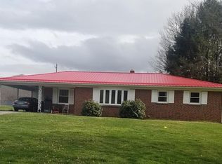 5090 Witten Valley Rd, Tazewell, VA 24651