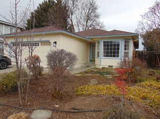 220 Sweetbrier Dr, Talent, OR 97540