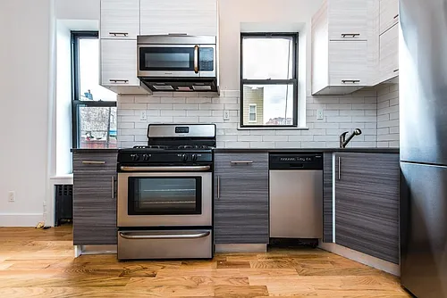 259 Saint Nicholas Ave #2R Photo 1