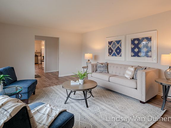 5th image of 2155 Radcliff Ave SE