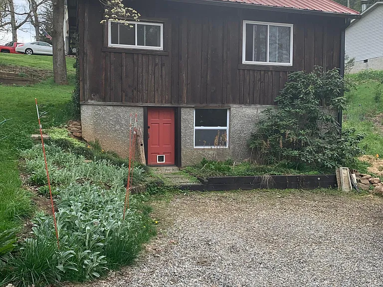 67B Sand Hill School Rd — Photo 2