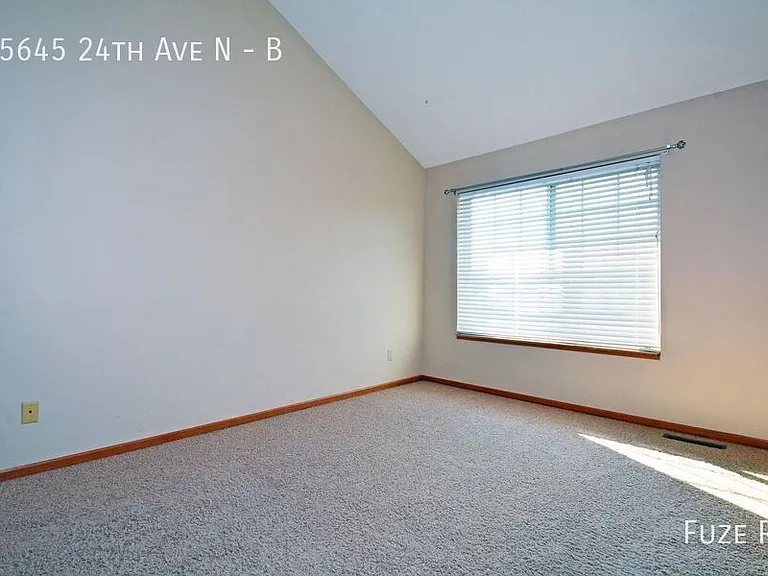15645 24th Ave N #B — Photo 11