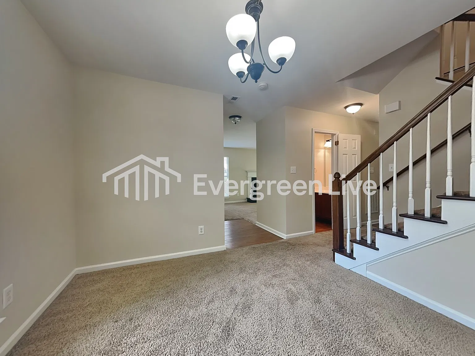 3 bed, 2.5 bath, 1734 sqft, $1,775 — Photo 4