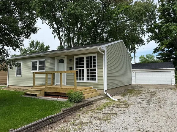 2007 S Richmond Rd, Decatur, IL 62521