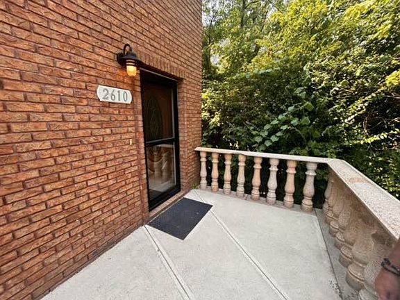 2nd image of 2610 Coyle St #1