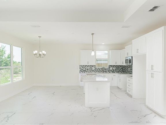 4th image of 1206 S Linda St