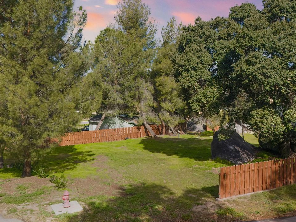 1st image of 29318 Vine Dr #2