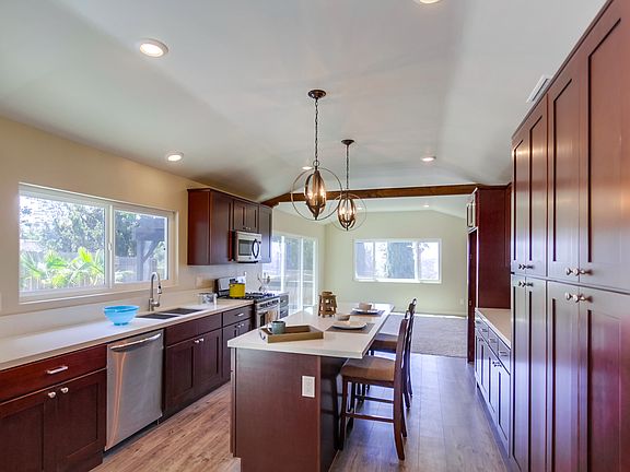 5th image of 9555 Tropico Dr